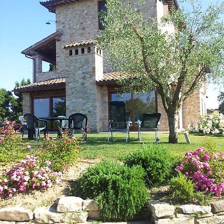 Agriturismo La Torraccia Todi Exterior foto