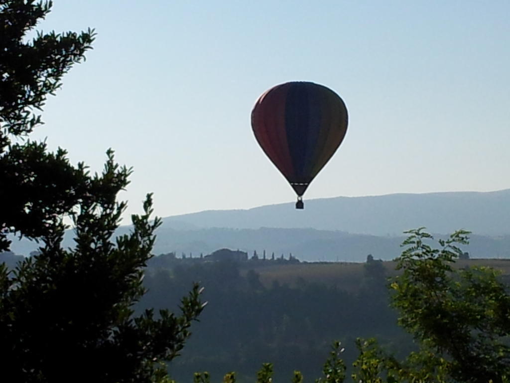Agriturismo La Torraccia Todi Exterior foto