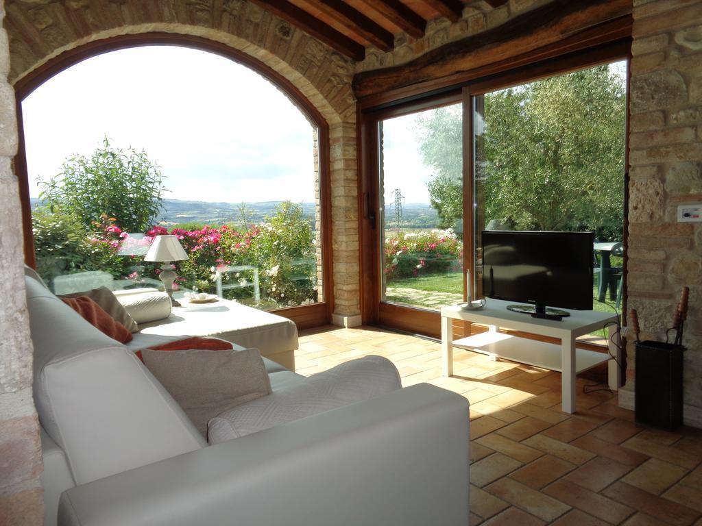 Agriturismo La Torraccia Todi Exterior foto