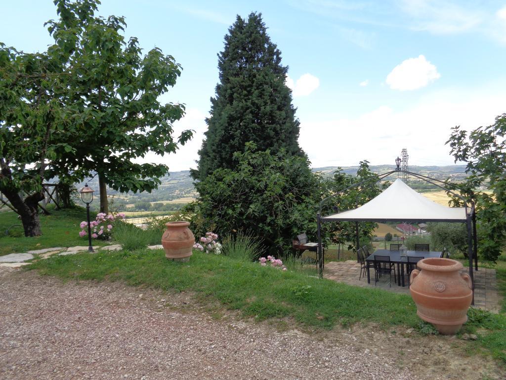 Agriturismo La Torraccia Todi Exterior foto
