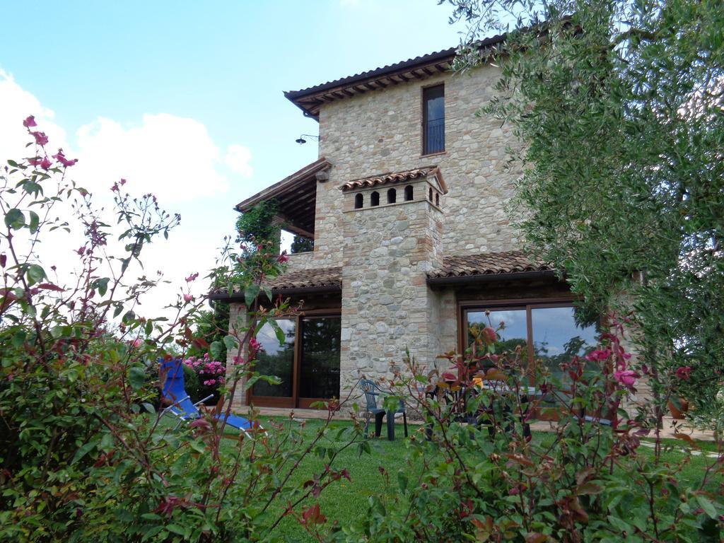 Agriturismo La Torraccia Todi Exterior foto