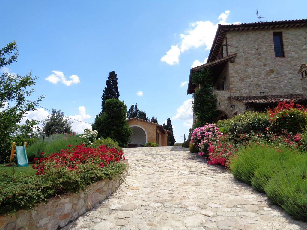 Agriturismo La Torraccia Todi Exterior foto