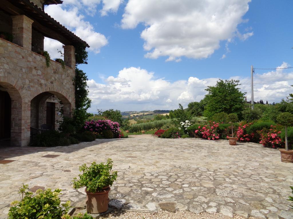 Agriturismo La Torraccia Todi Exterior foto