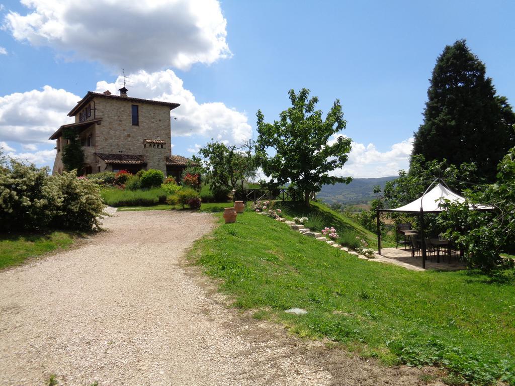 Agriturismo La Torraccia Todi Exterior foto